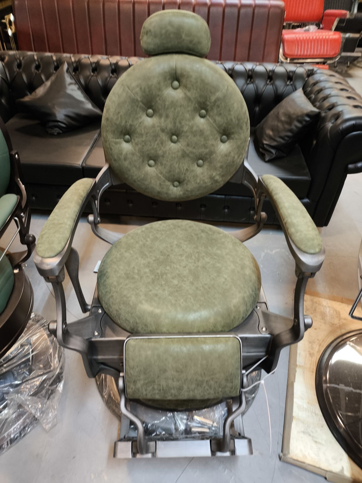 Green Quality Barber Chair