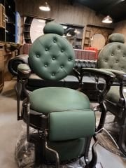 Green Quality Barber Chair